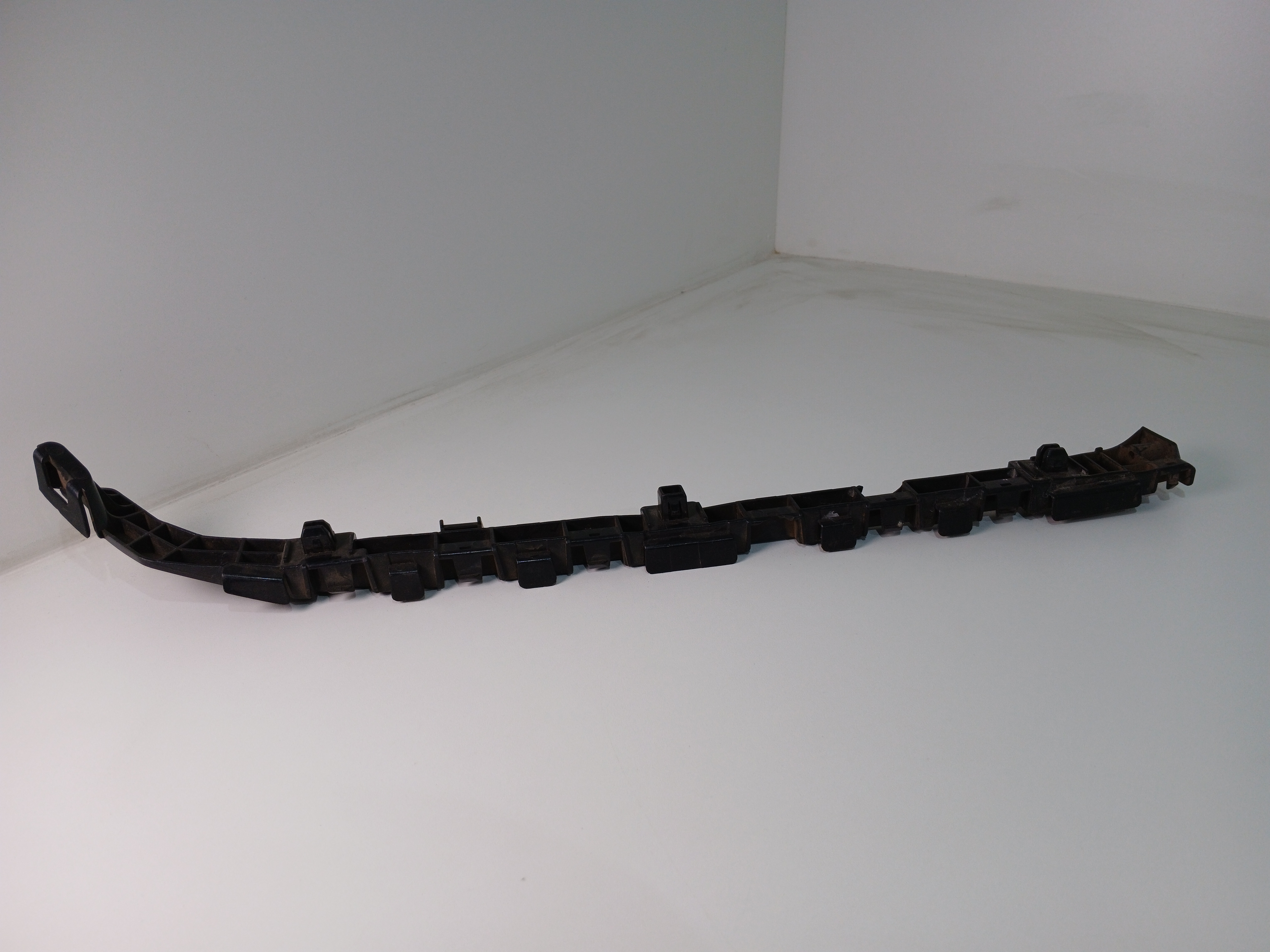 Guia Parachoque traseiro direito honda city 2015 a 2021