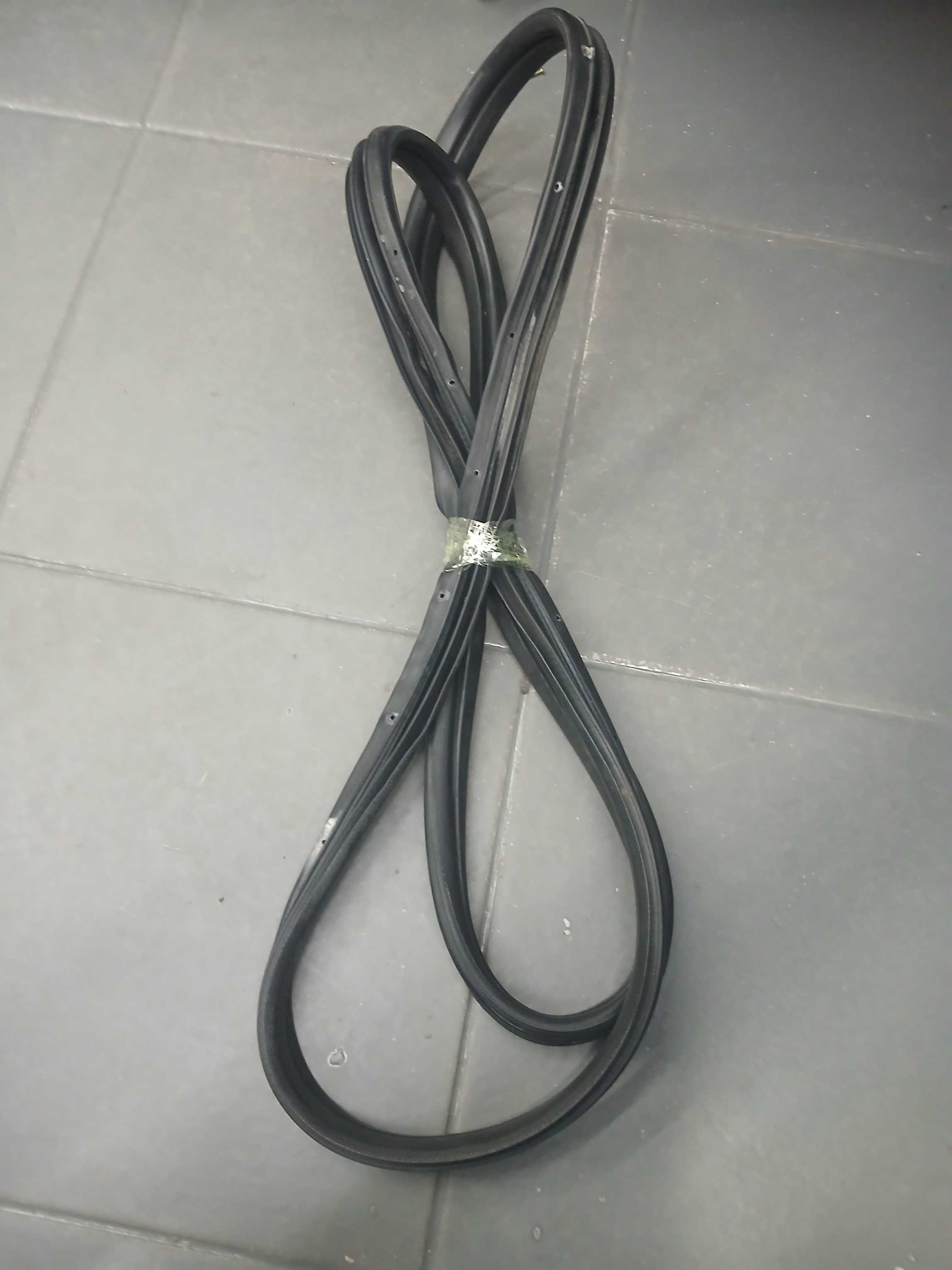 Borracha carroceria hrv 2016 2021