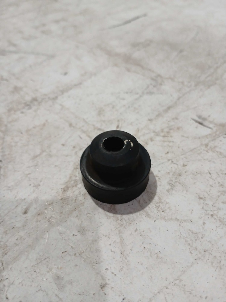 Bucha coxim radiador honda civic 2001 2006 49635