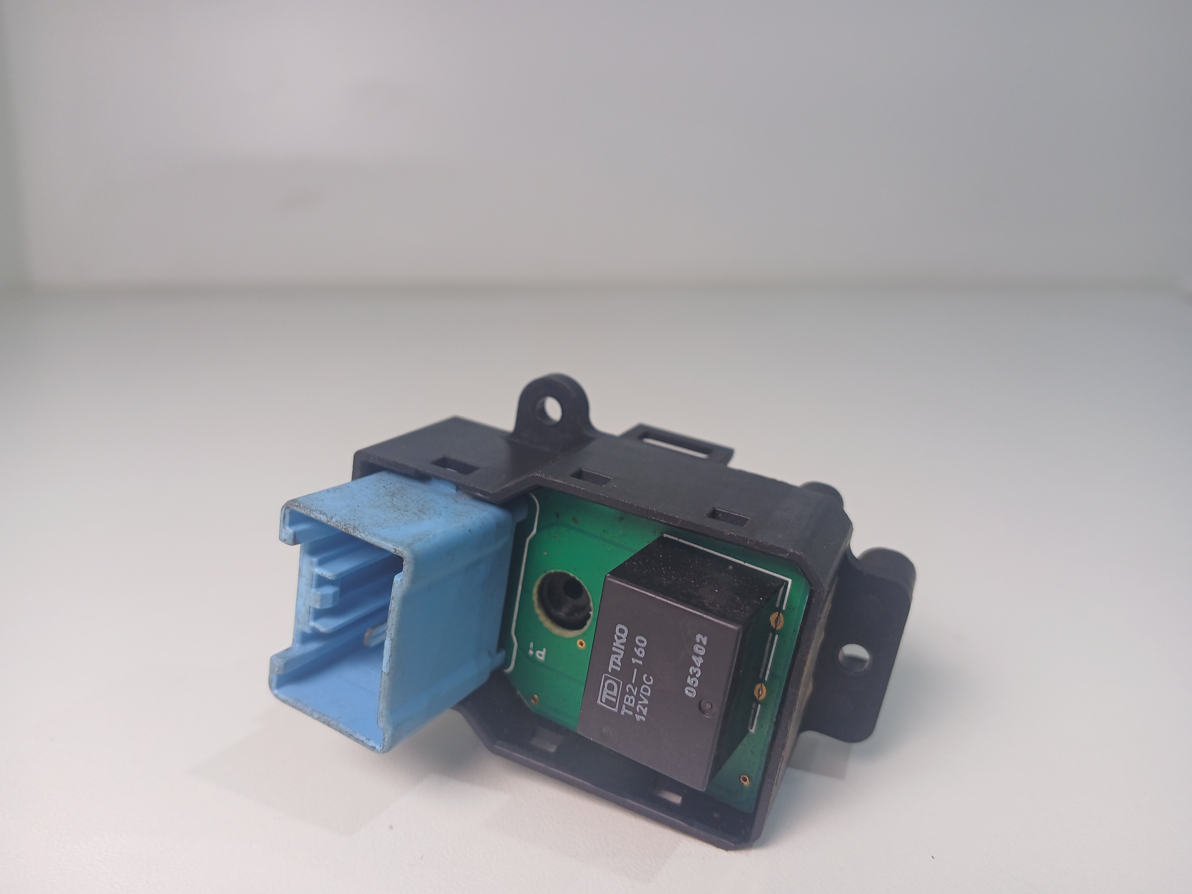 Moldura Comando vidro tras esquerdo honda Accord 2004 E5889