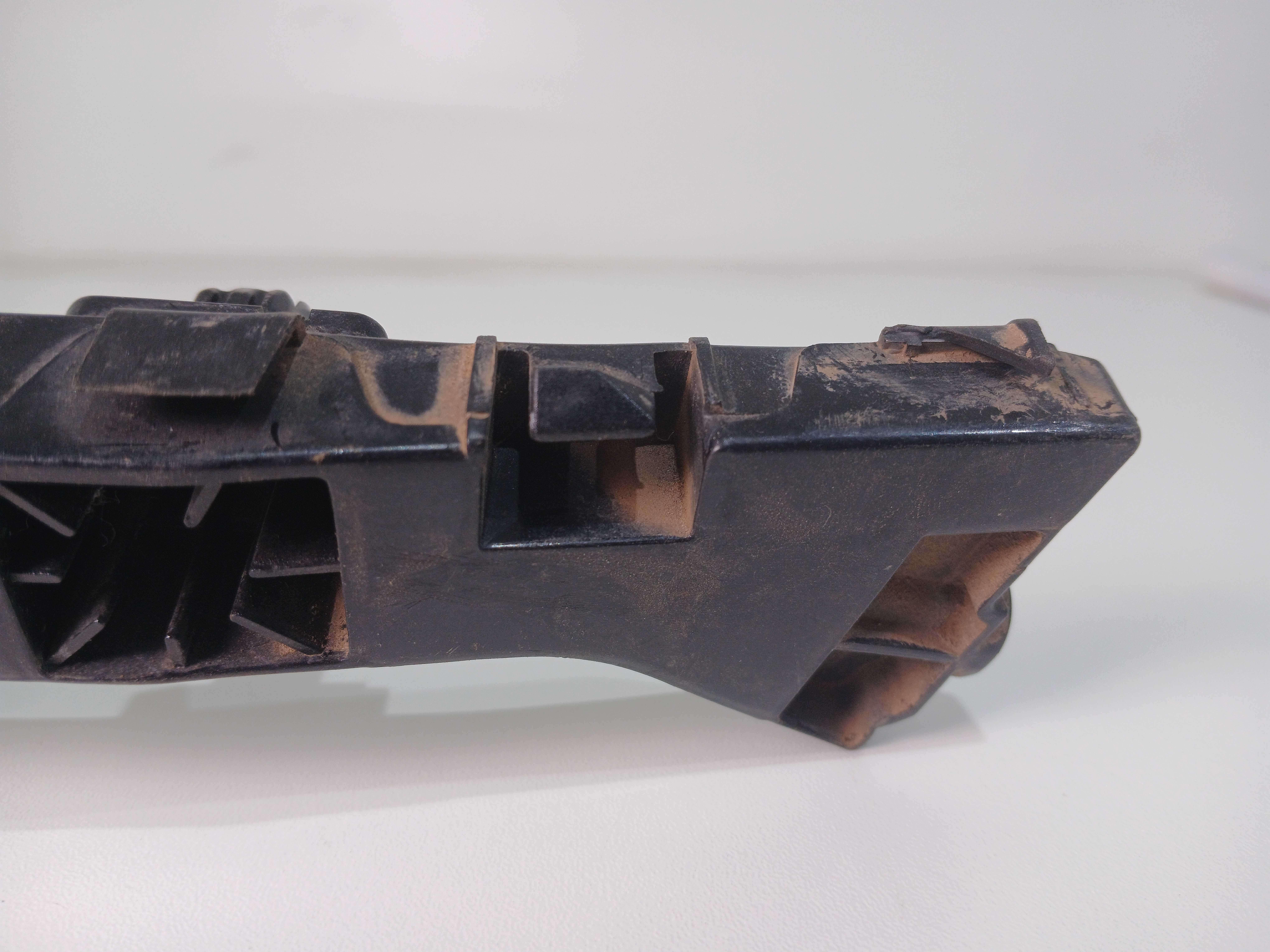 Guia parachoque traseiro direito Honda Civic 2017 2018 E5104