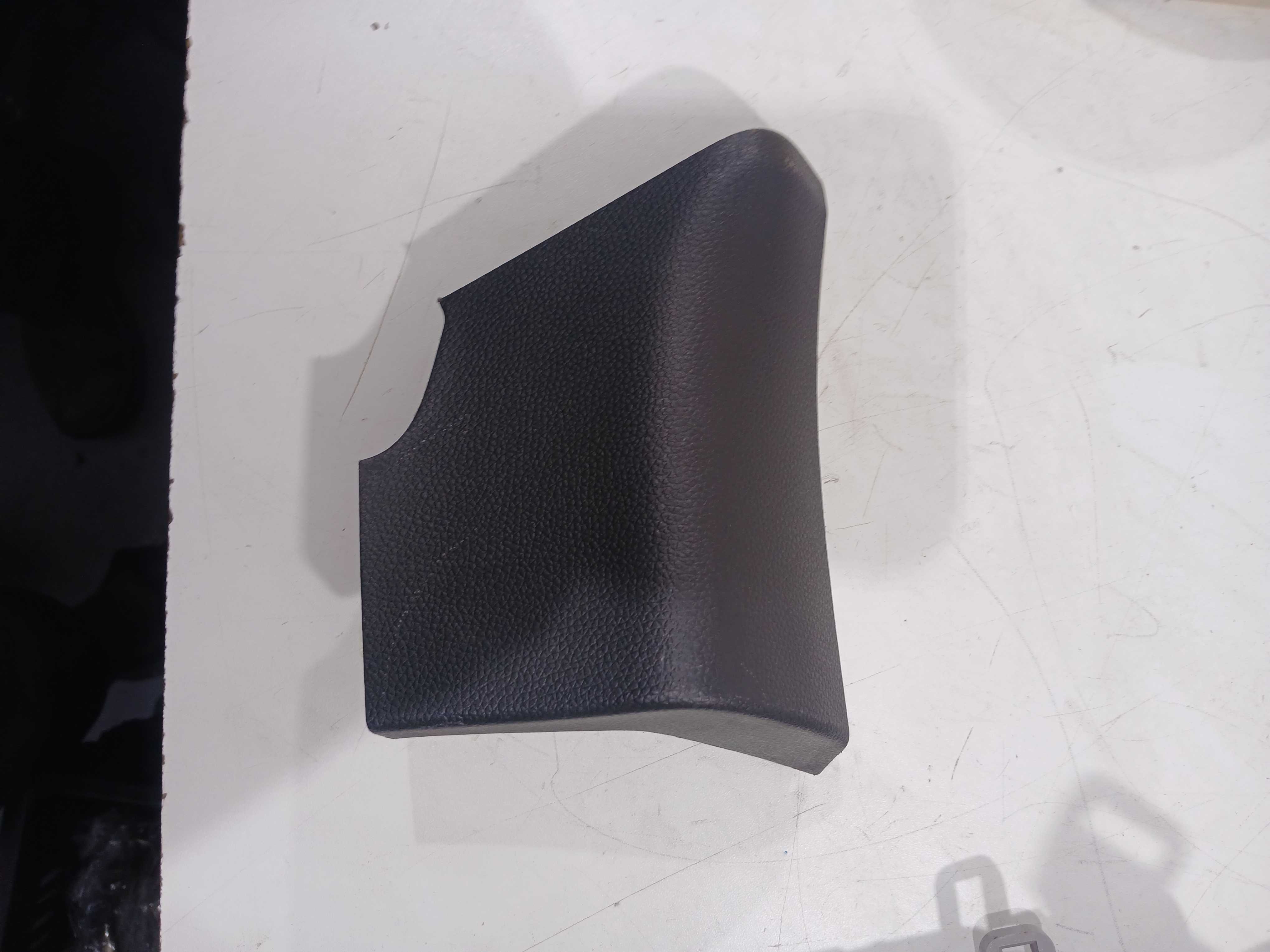 Moldura acabamento honda hrv 2016 2021 43791