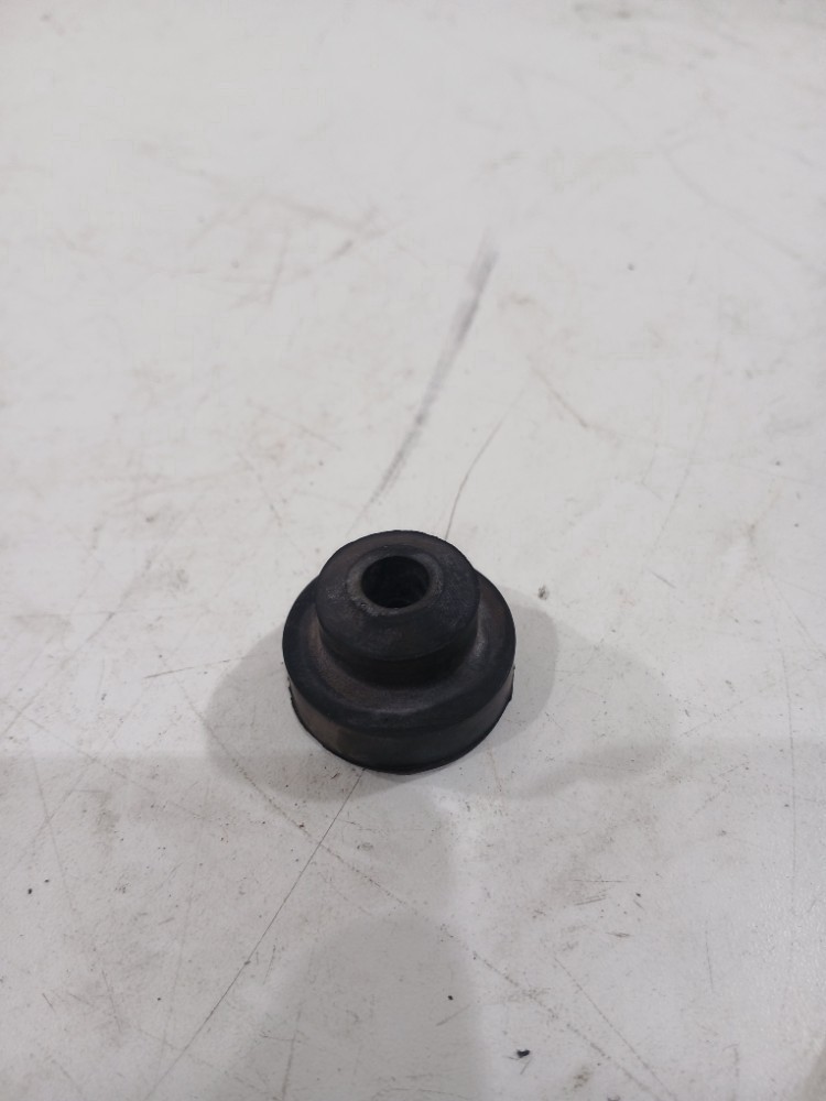 Bucha coxim condesador honda fit 2009 2014 50939
