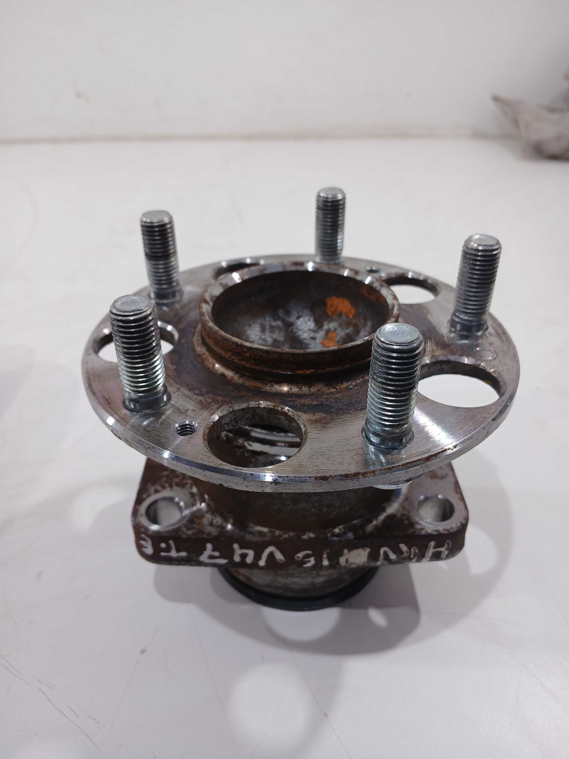 Cubo roda traseira honda hrv 2016 2021 43976