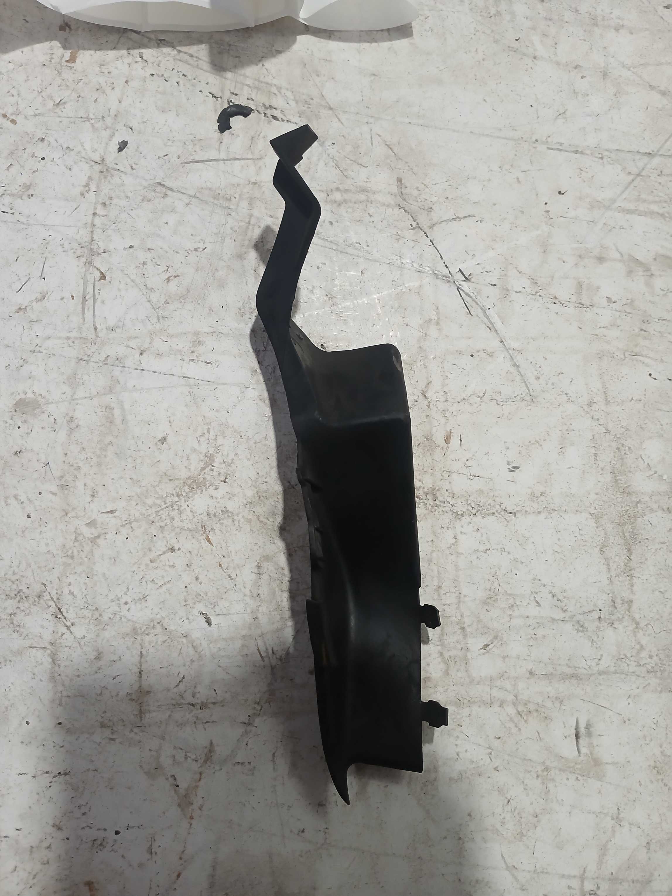 Acabamento churrasqueira esquerda honda crv 2007 2011 46489