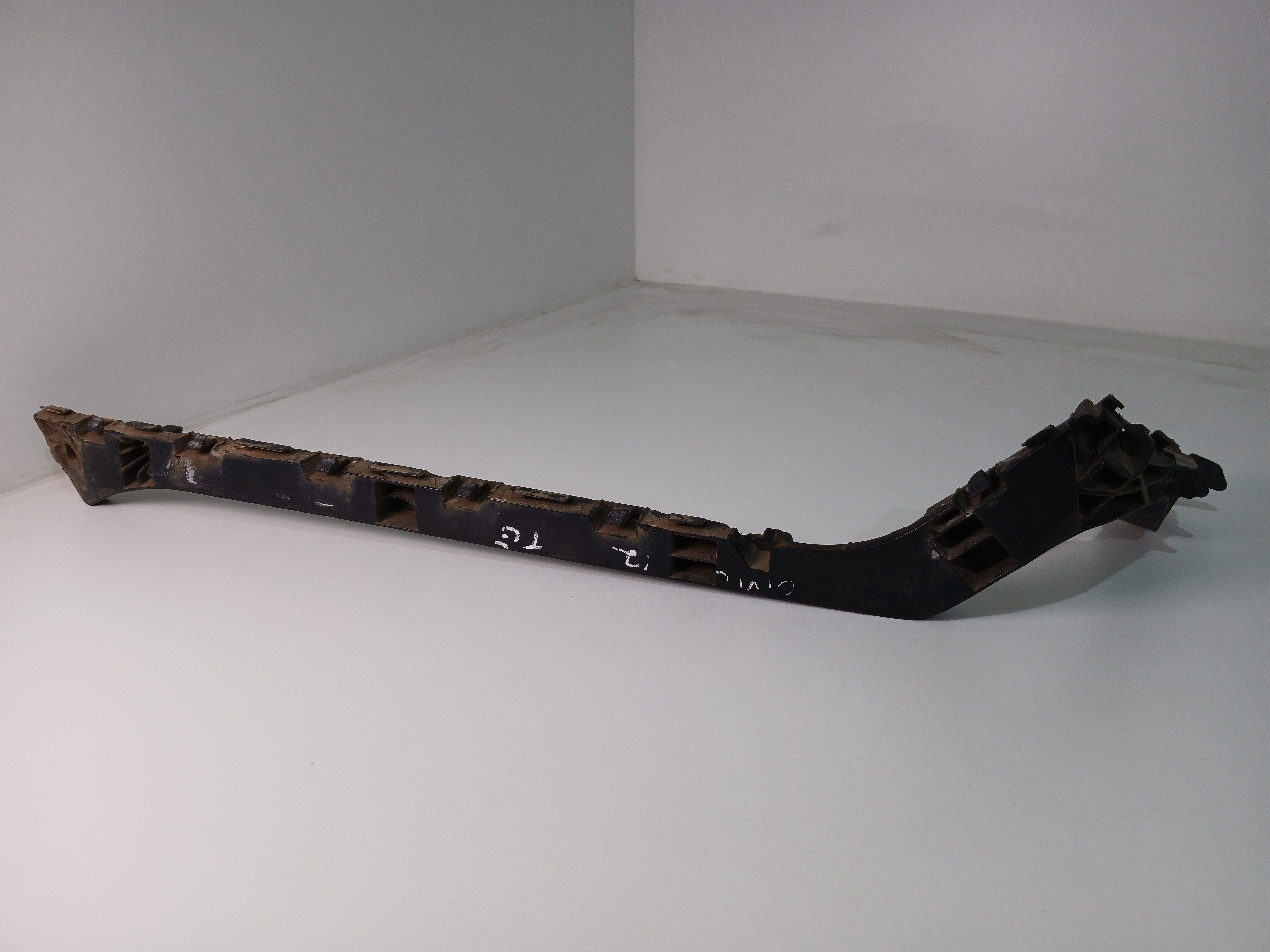 Guia Parachoque traseiro esquerdo honda civic 2012 a 2016