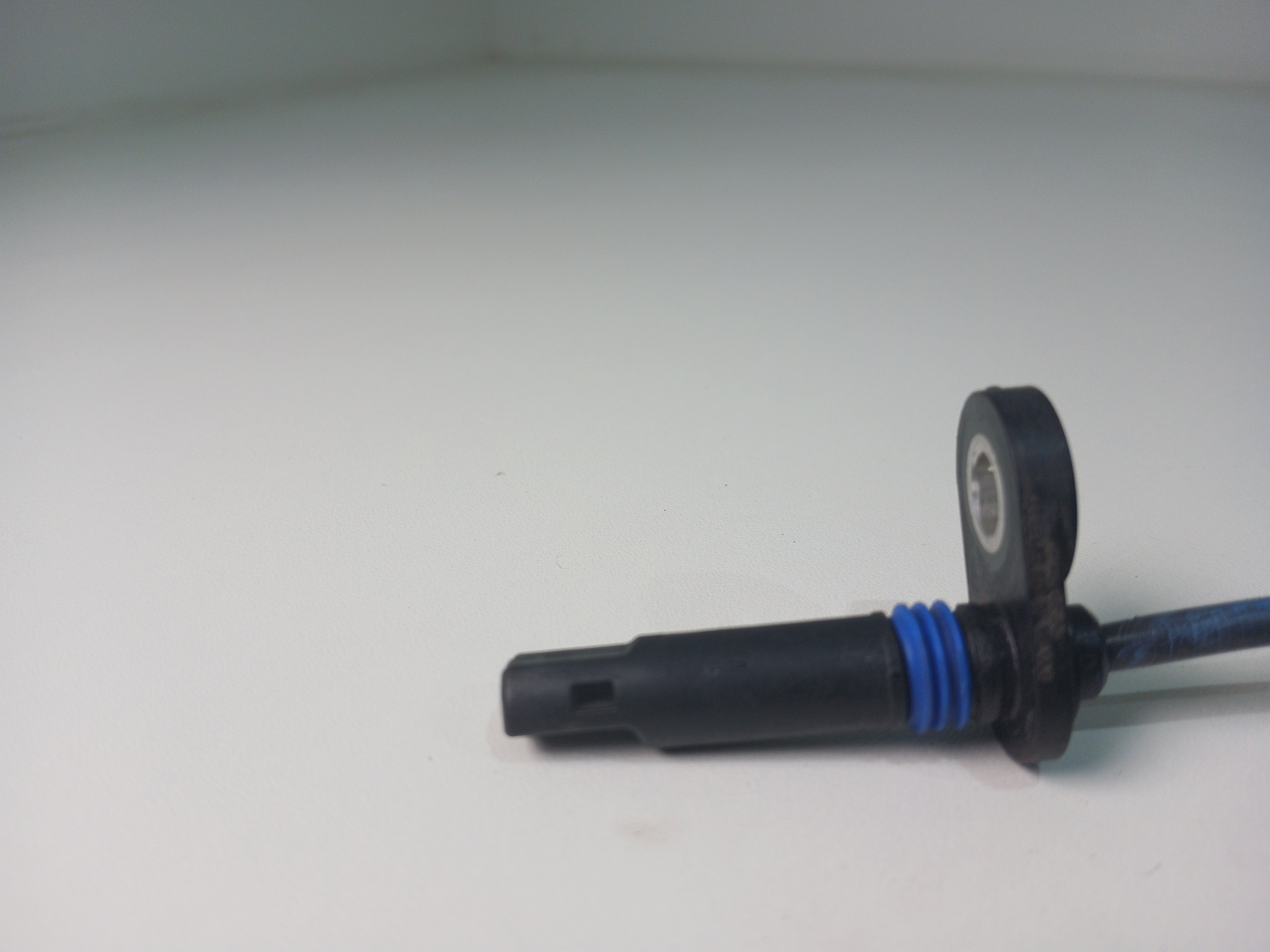 Sensor abs traseiro esquerdo Honda Crv 2007 a 2011 E4034