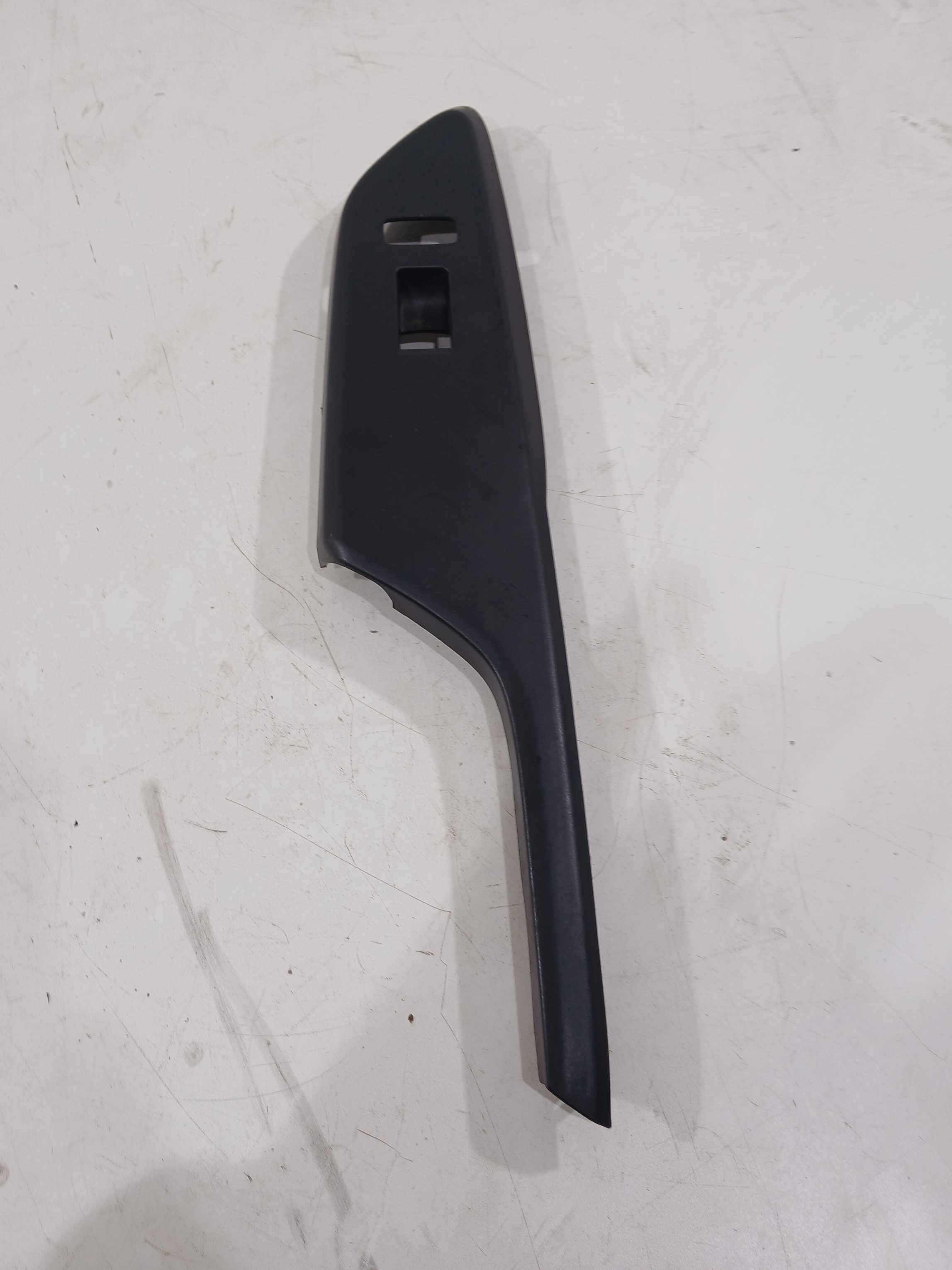 Moldura comando vidro dianteirodireito honda civic2017 39977