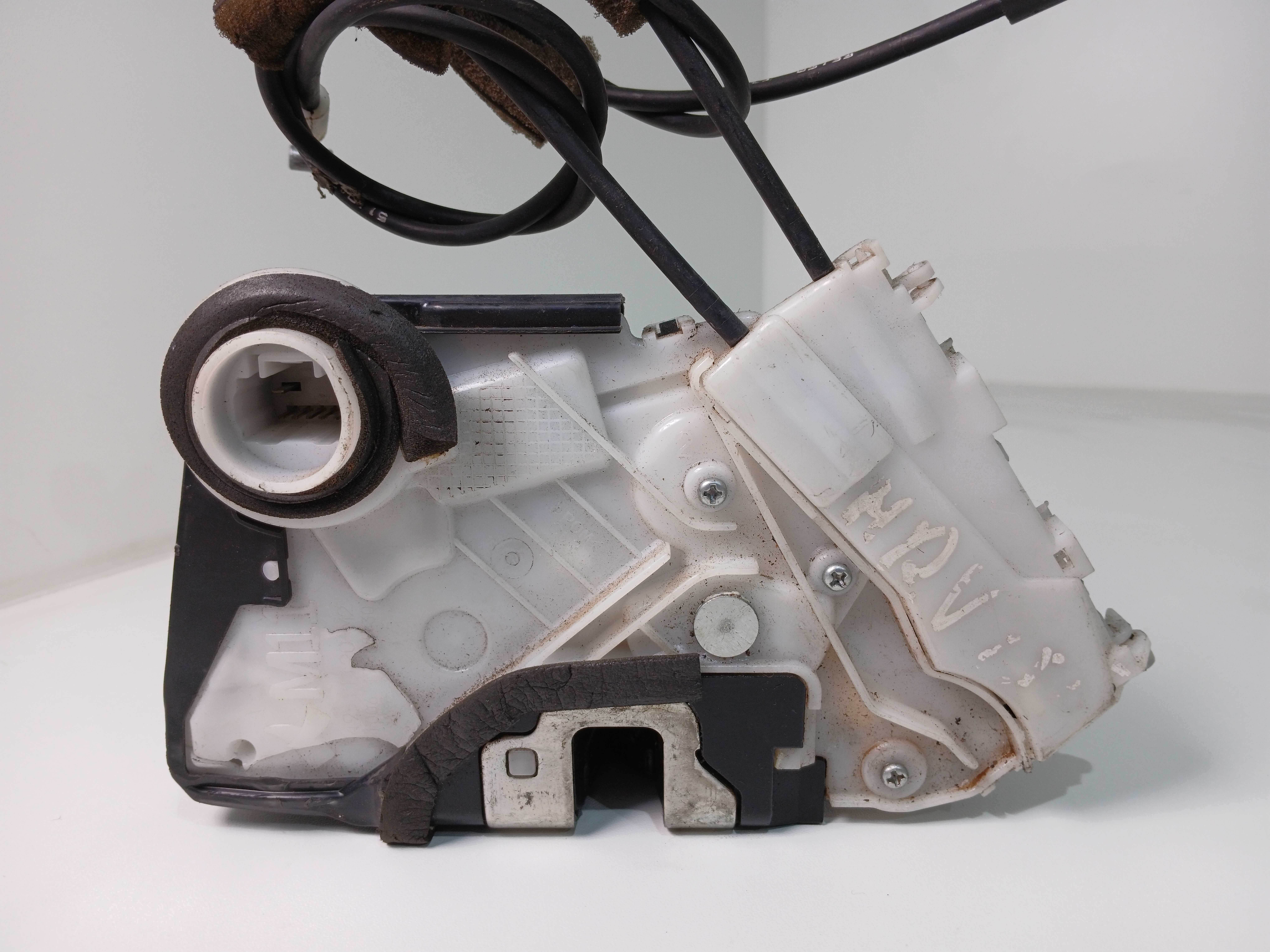 Fechadura Tranca dianteira esquerda crv 2012/16 hrv 2015/21