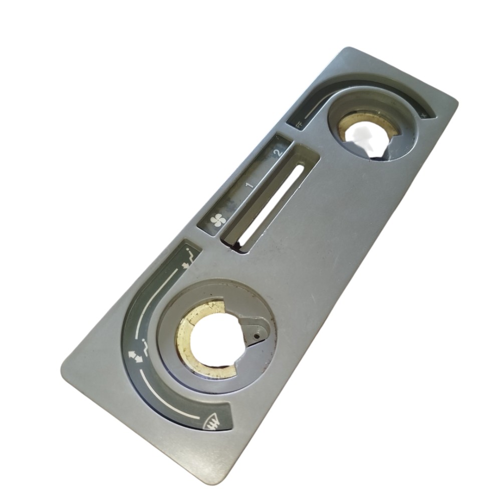 Moldura Comando Ar Condicionado Fist Uno Mille Fiorino 95/13