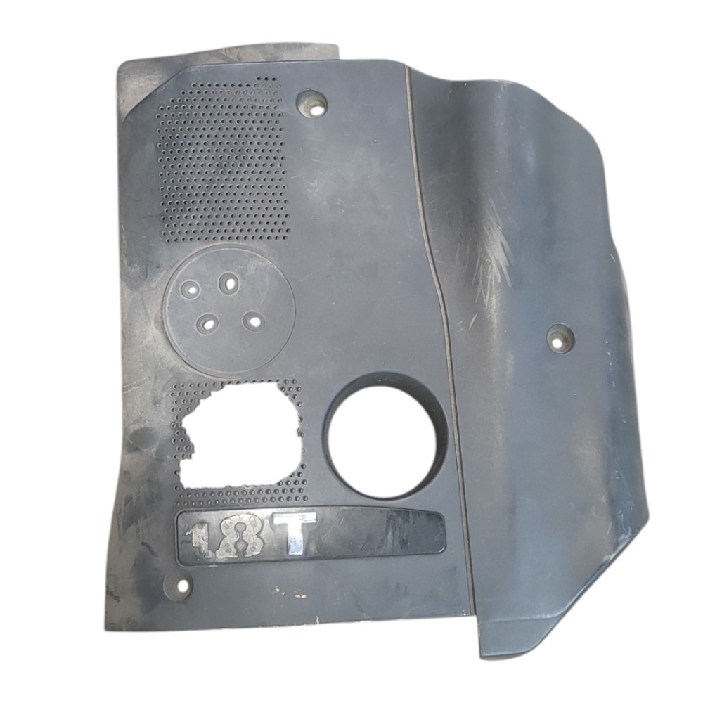 Capa Do Motor 1.8t Passat 1998 2000 2005 Detalhe