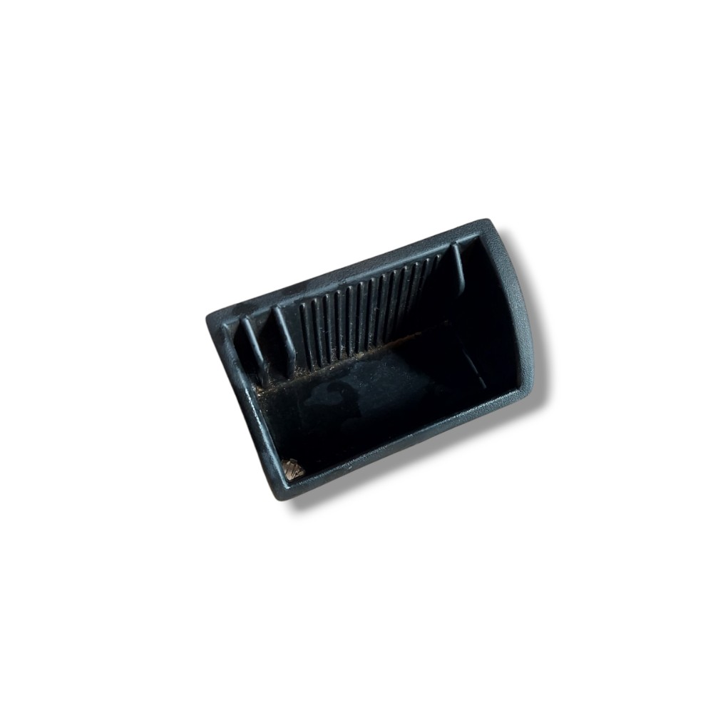 Cinzeiro Chevrolet Vectra 1997 1999 2000 2003 2004 2005 3