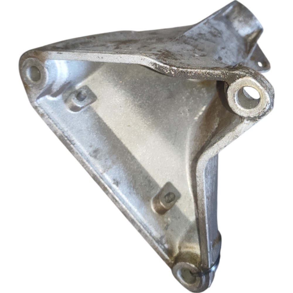 Suporte Motor Direito Audi A4 Passat 1996 2000 2004 2005 6