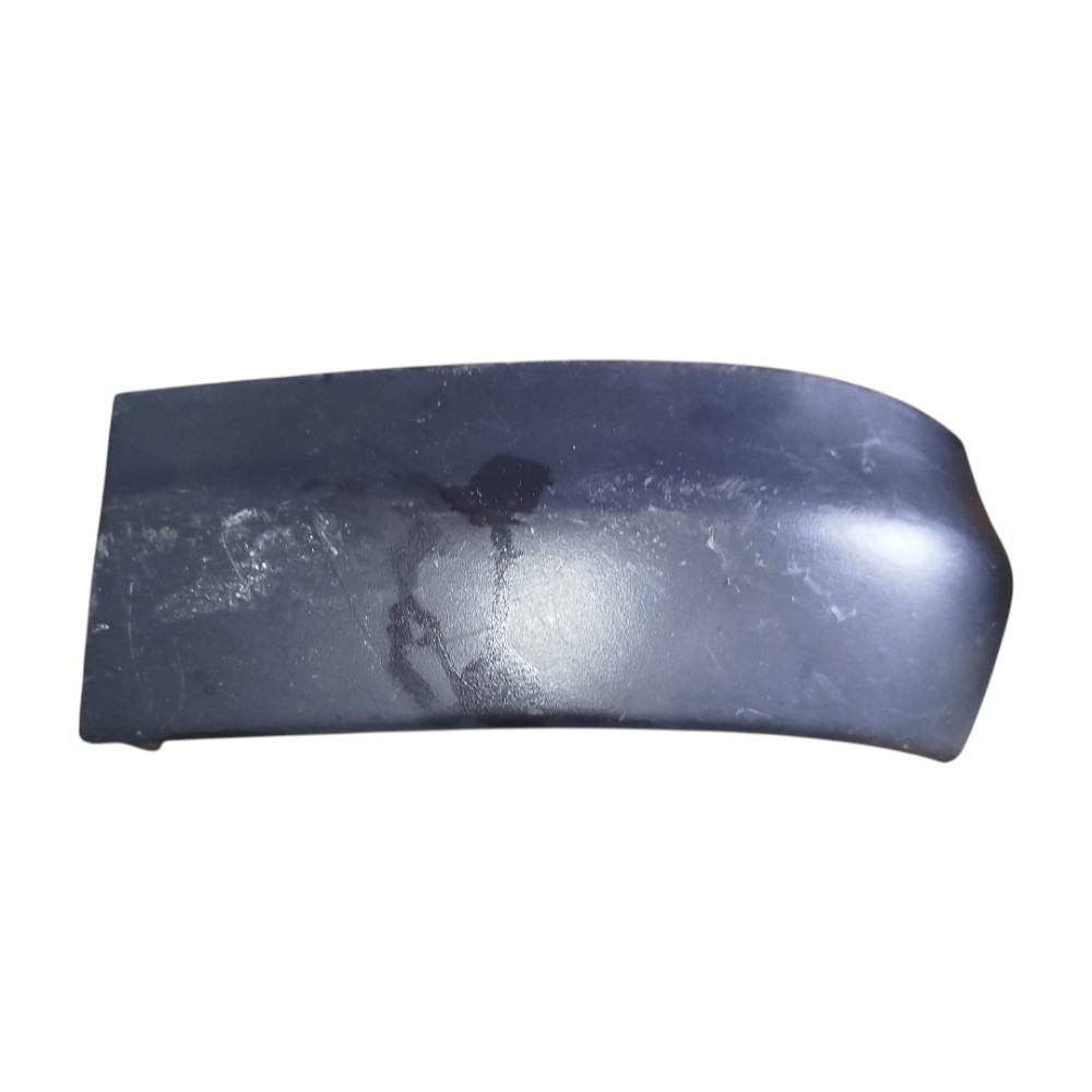 Moldura Acabamento Parachoque Traseiro Esquerdo Zafira 2002 Cinza
