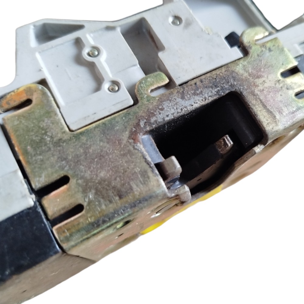 Fechadura Porta Dianteira Esquerda Peugeot 307 2006 A 2012 5