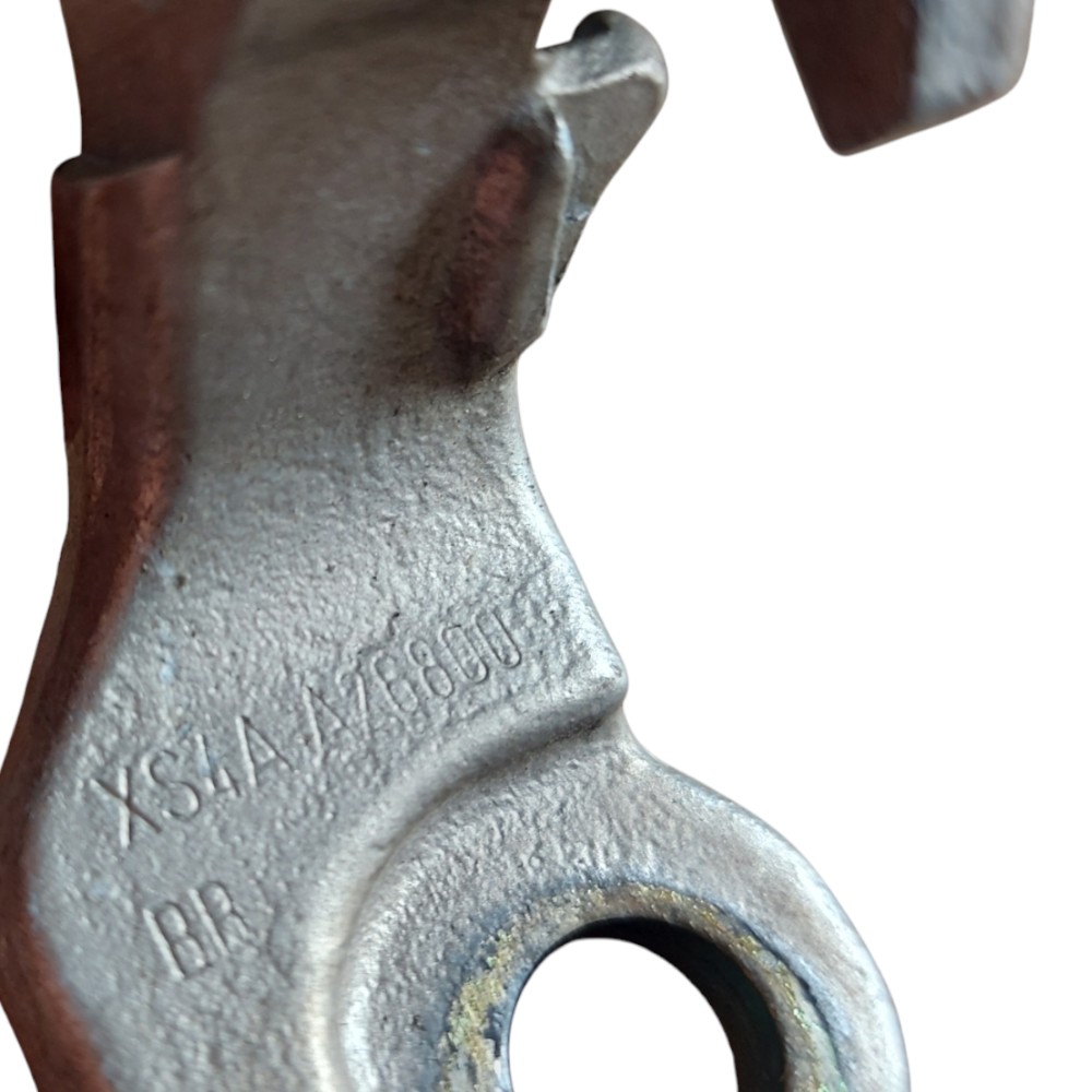Dobradiça Direita Ford Focus 2001 2002  2003 2005 2007 2008 7