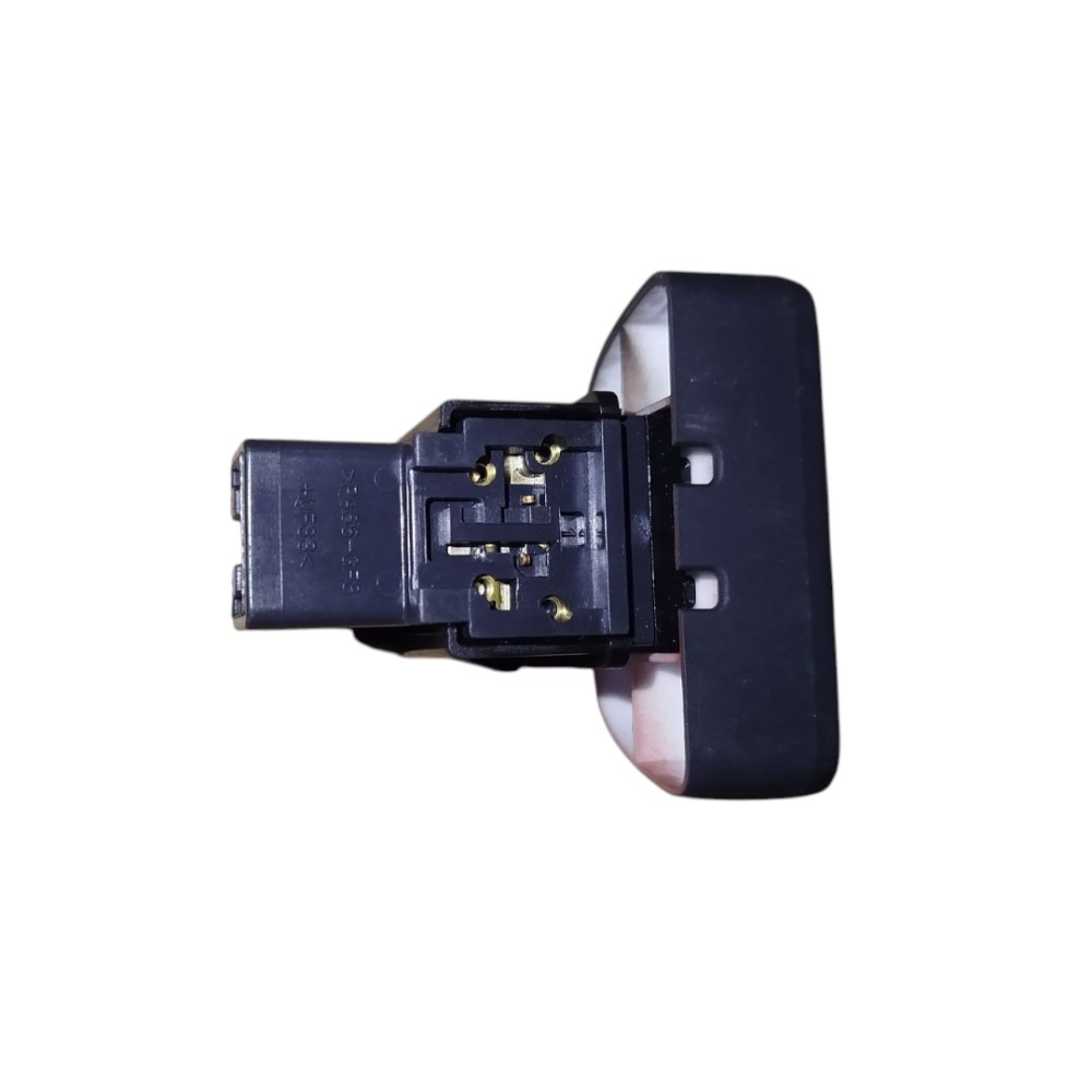 Botao Pisca Alerta Nissan March Versa 2011 2020  Preto 5
