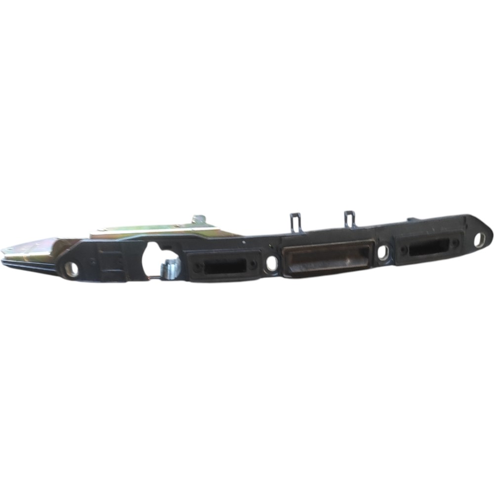 Moldura Trava Placa Vw Passat Alemão 1996 2000 2004 2005
