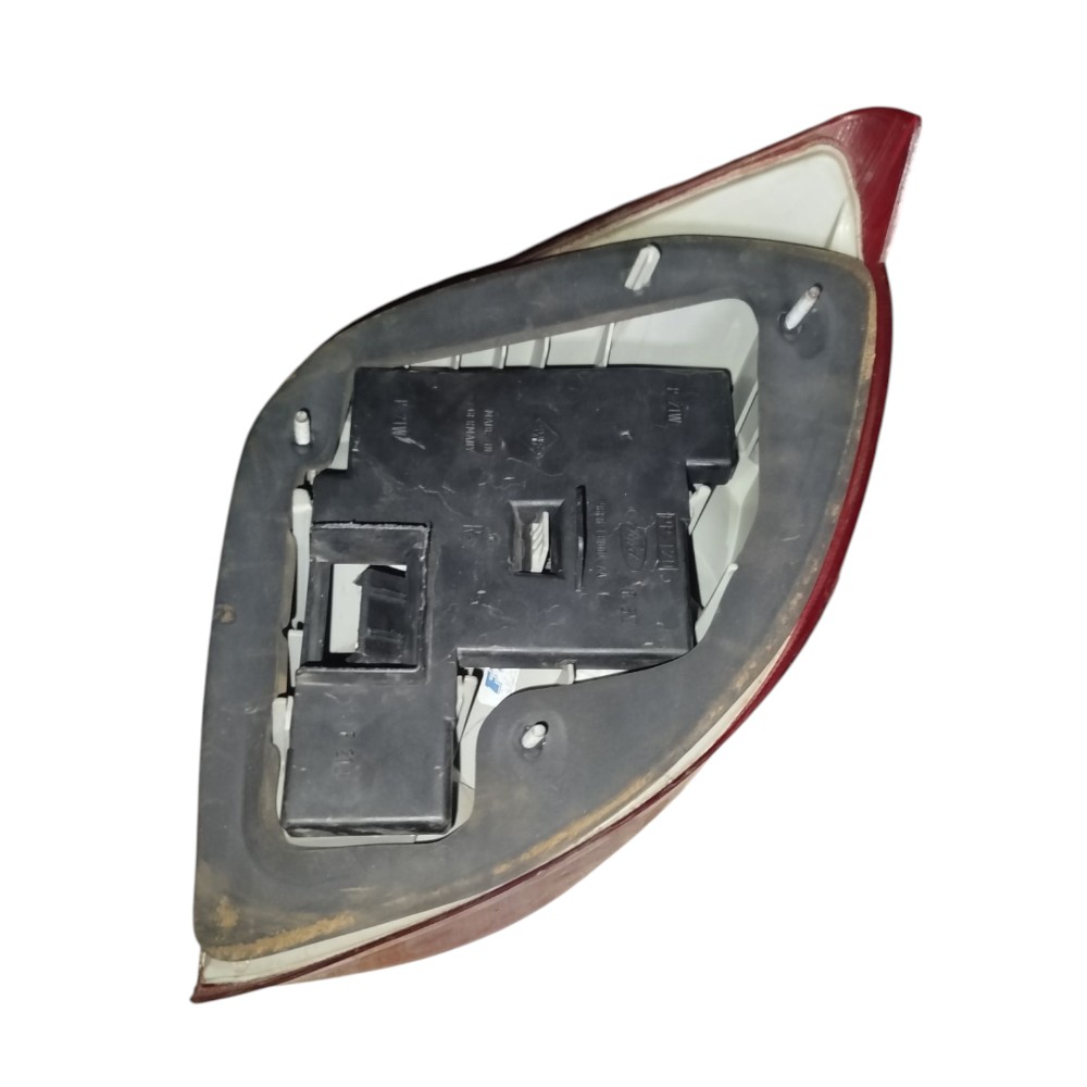 Lanterna Direita Ford Fiesta 1996 1997 1998 1999 2000 2004 3