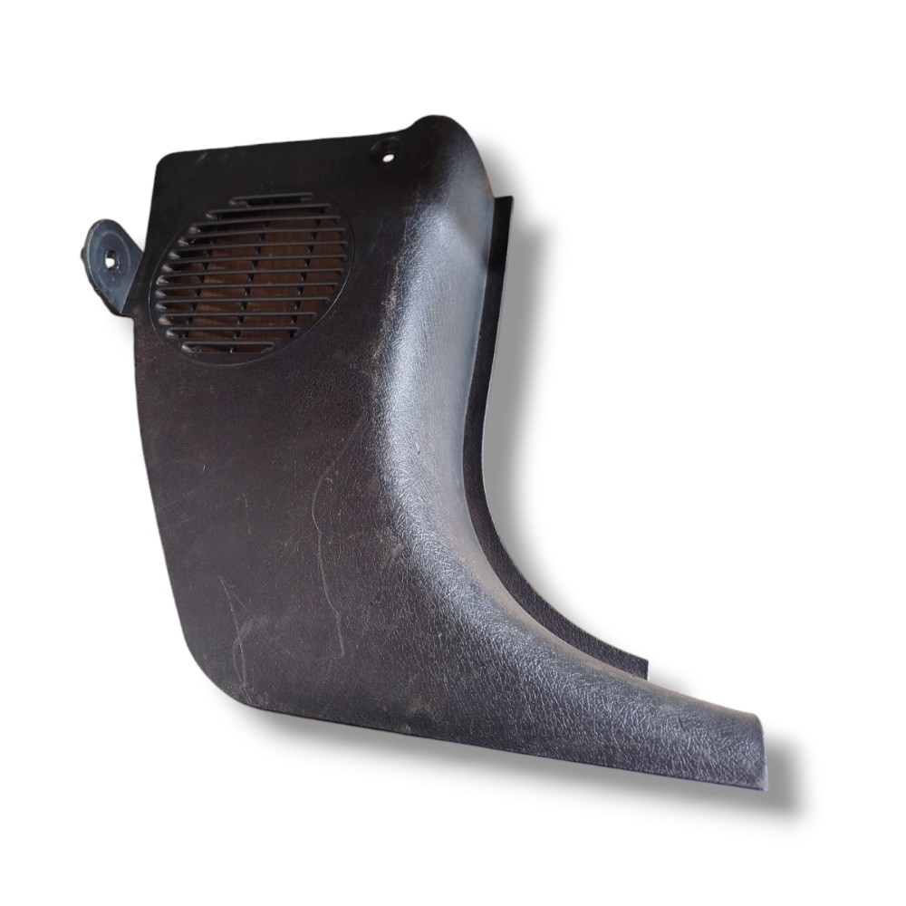 Acabamento Soleira Dianteira Direita Celta 2002 2010 2014  Preto