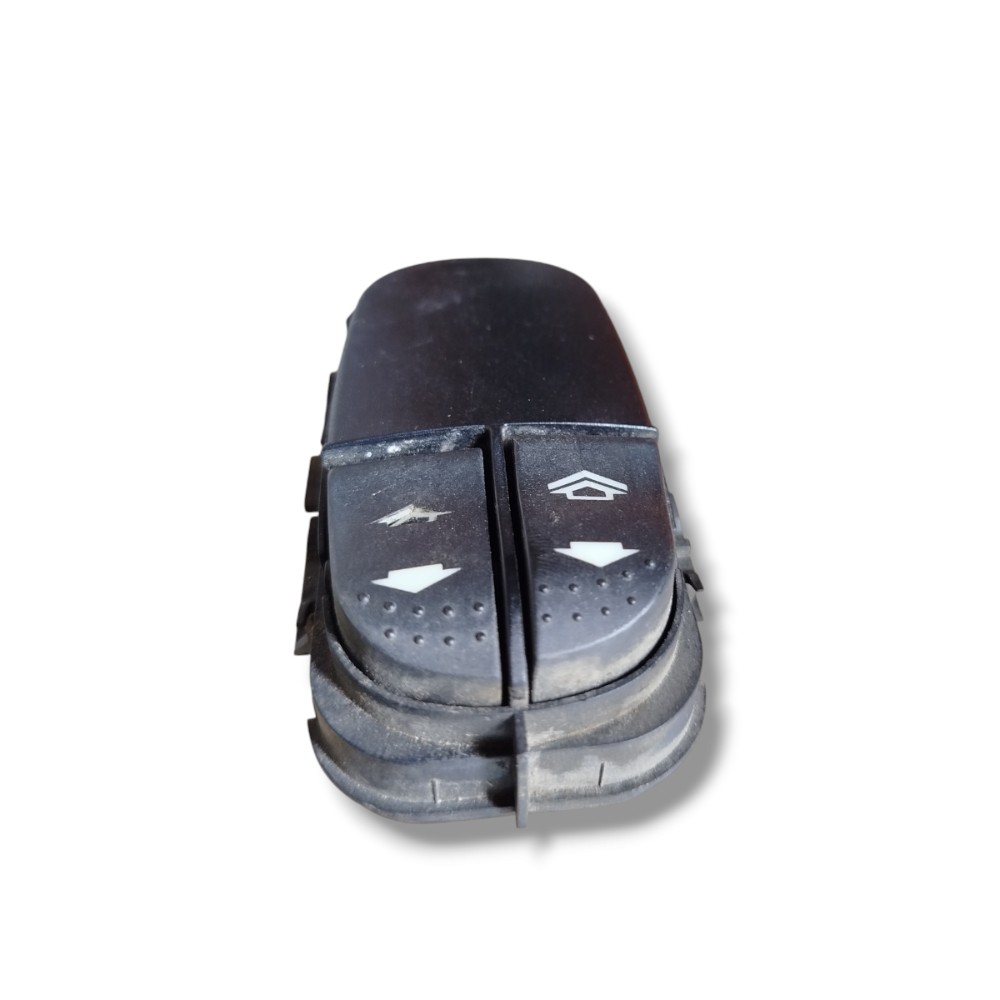 Botão Vidro Dianteiro Esquerdo Focus 2001 2005 2008 3