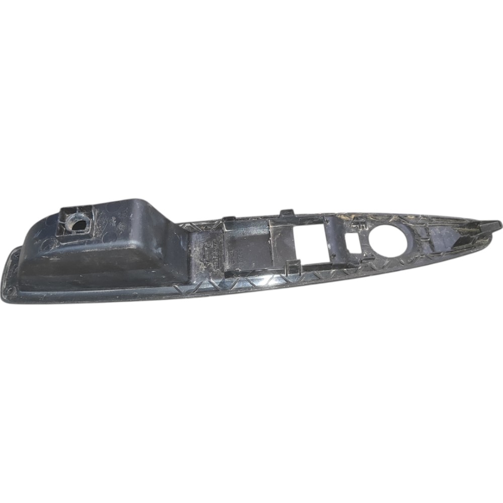 Moldura Vidro Elétrico Diant Direita Citroen C4 2008 A 2012 Preto 3