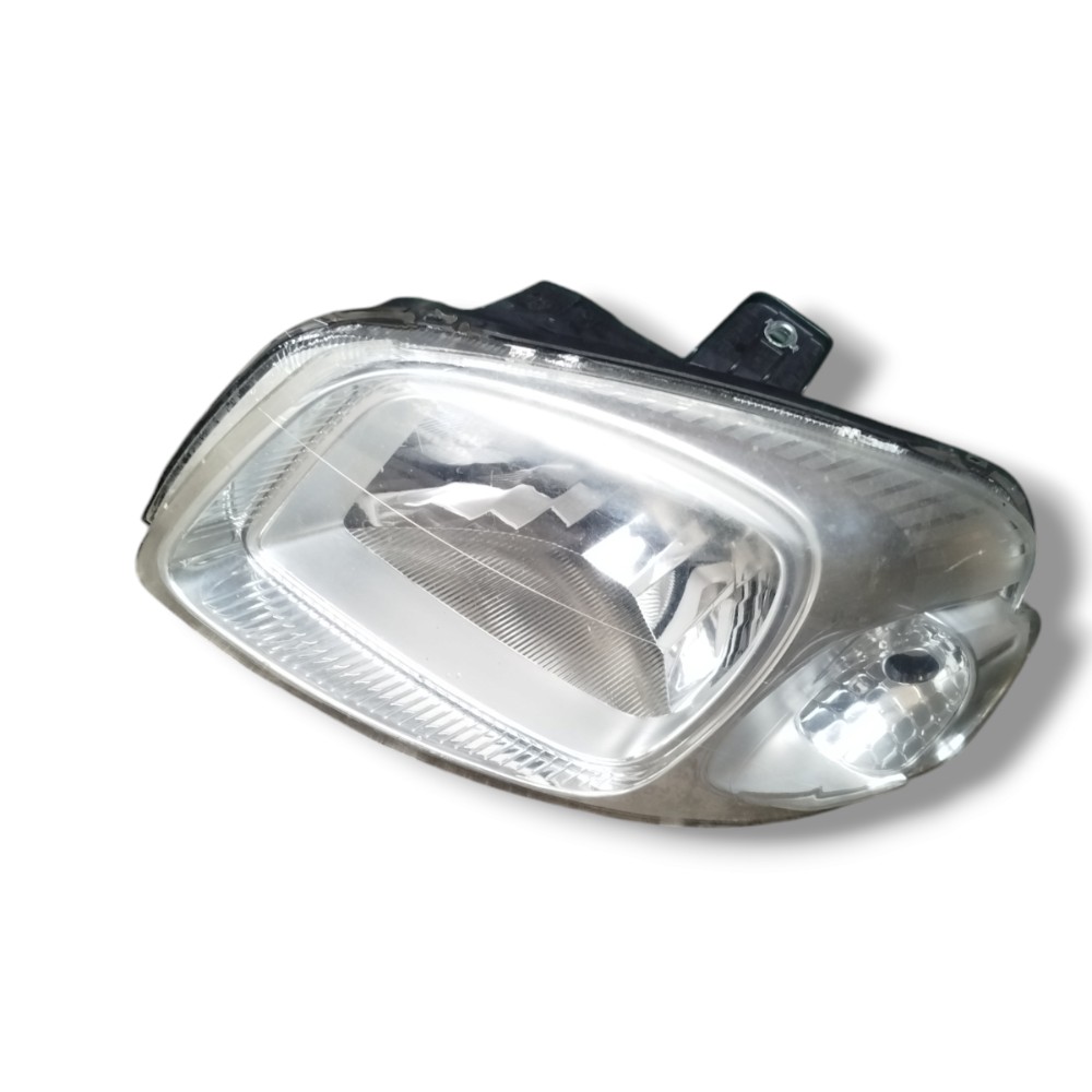 Farol Lado Esquerdo Fiat Uno Vivace 2011 2012 2015 2020 Esquerdo/motorista