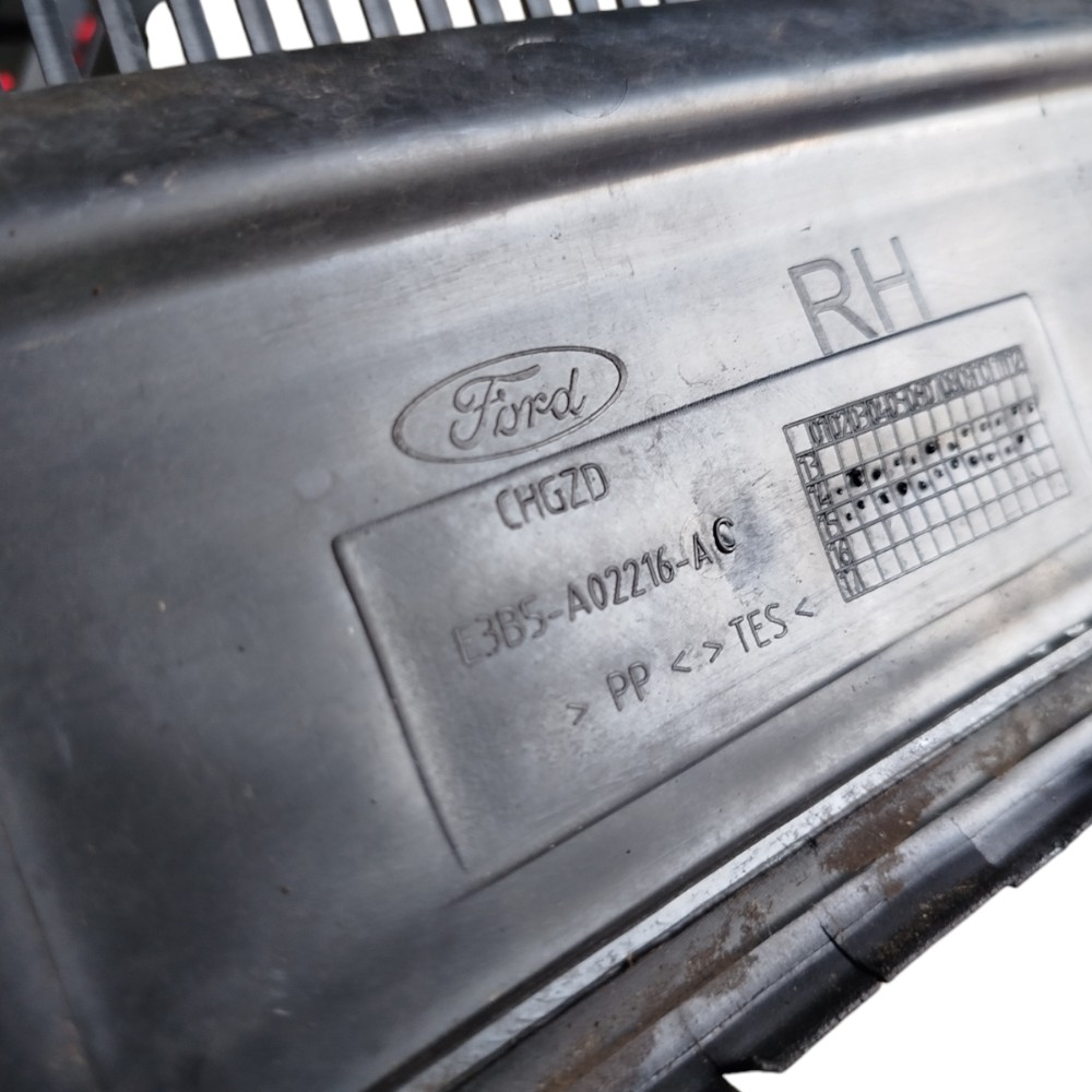 Grade Churrasqueira Direita Ford Ka 2015 2016 2017 2019 8