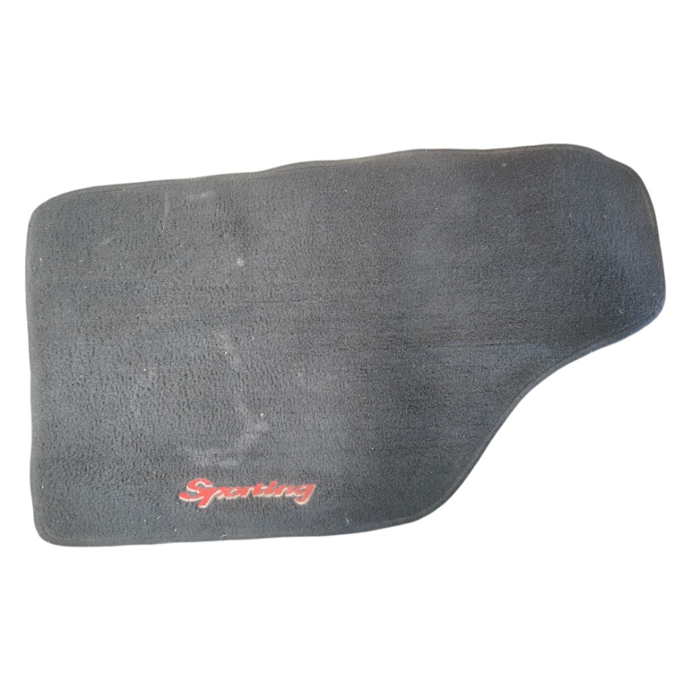 Tapete Automotivo Dianteiro Direito Fiat Stilo 2003 2012 Preto