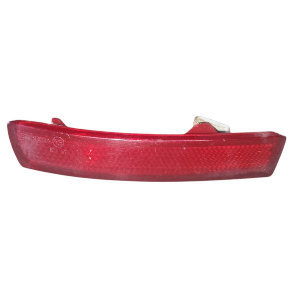 Refletor Parachoque Traseiro Direito Fiat Palio 2004 2012 Vermelho