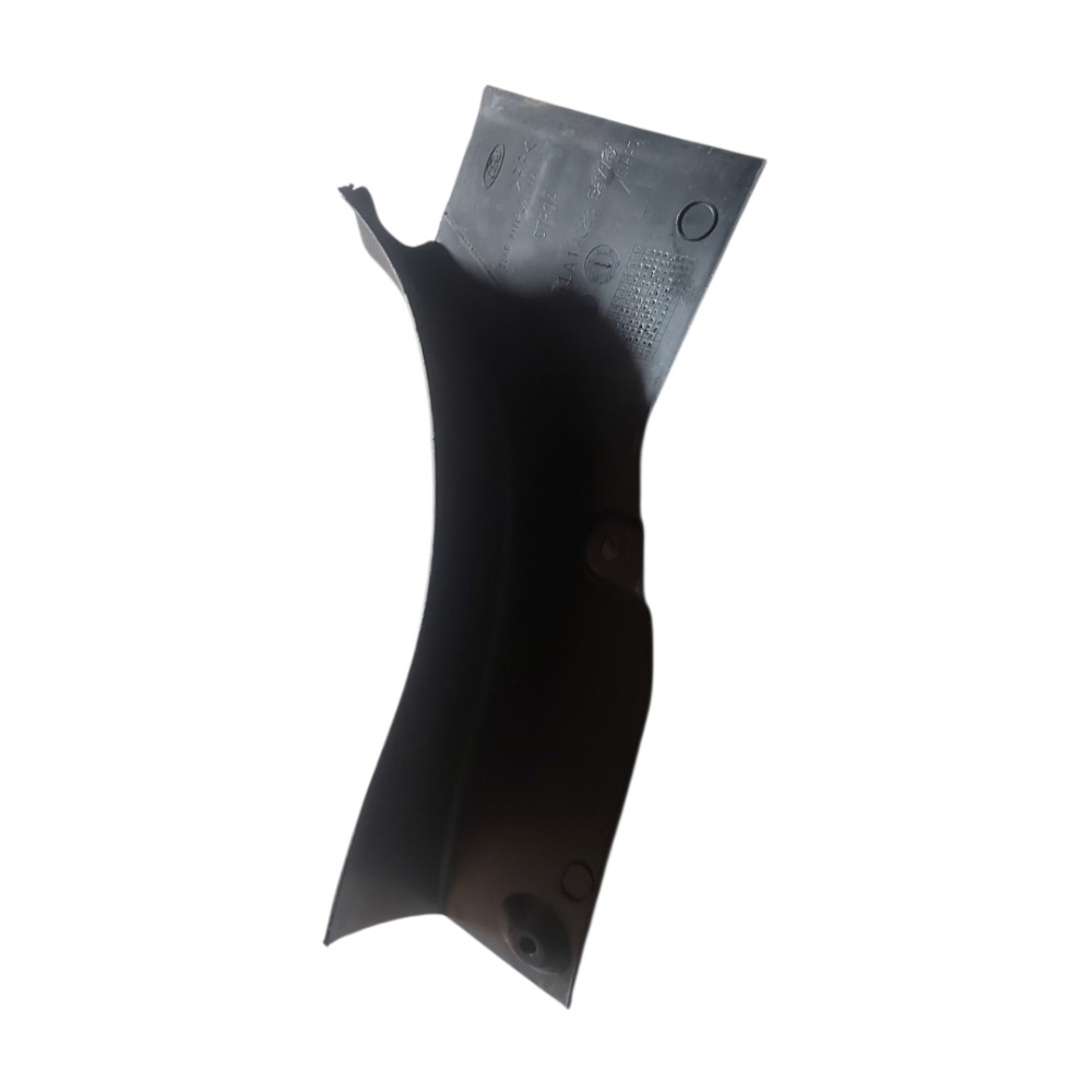 Moldura Porta Malas Direita Ford Focus 1.6 Hatch 2001 2008 2