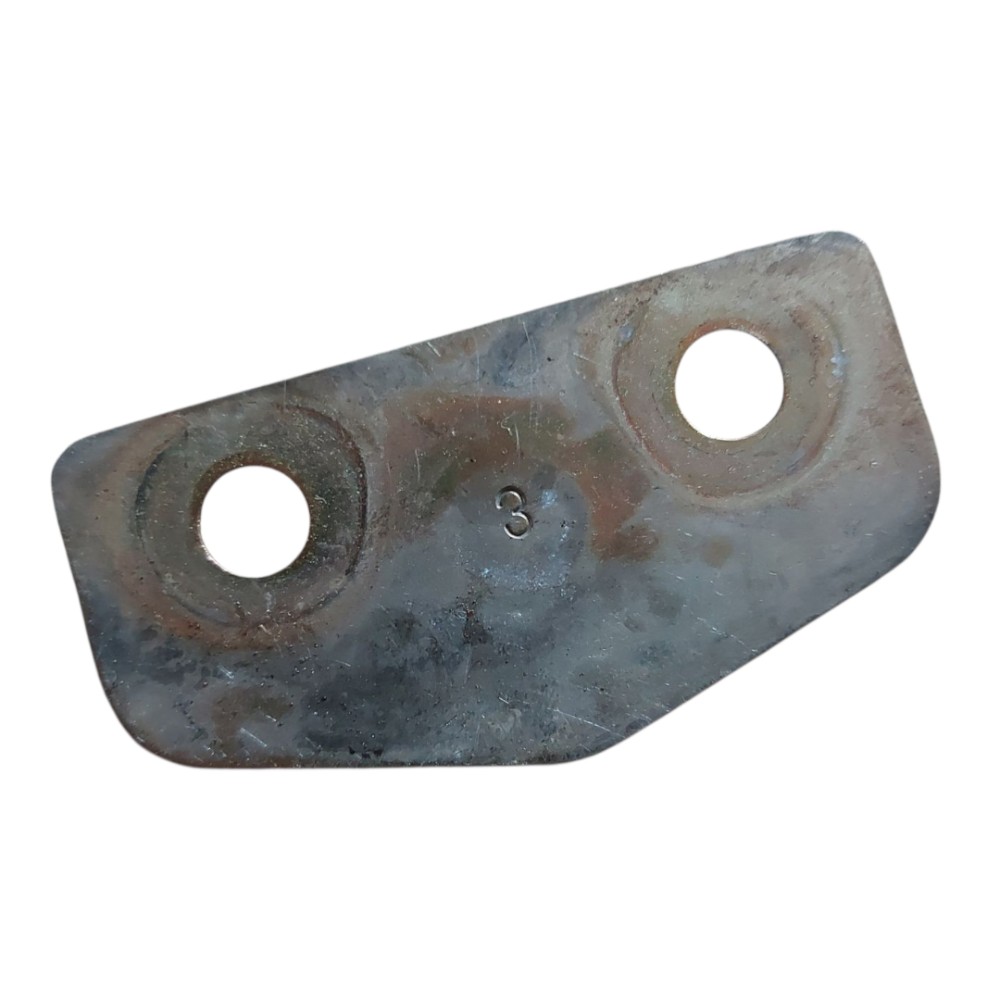 Suporte Batente Porta Dianteira Esquerda Gm Corsa 2002 2012