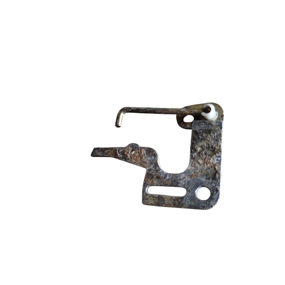 Suporte De Ferro Pequeno Direito Vw Gol G3 1998 2000 2001 1