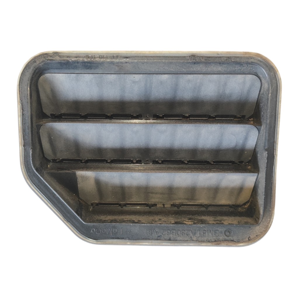 Moldura Grade Ventilação Direita Ford Focus 2014 2015 2019 1