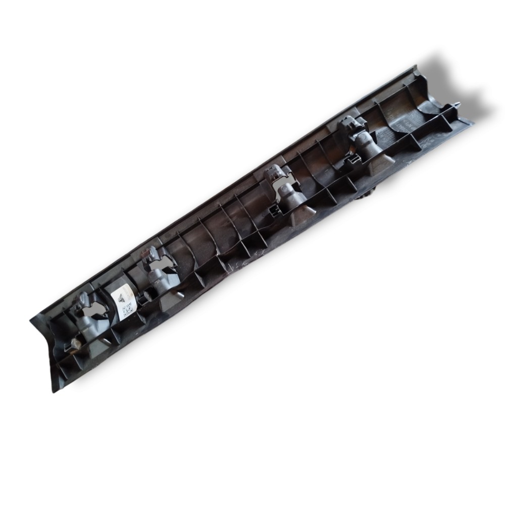 Moldura Soleira Tampa Traseira 307 Sw 2008 2013 Direito Preto 4