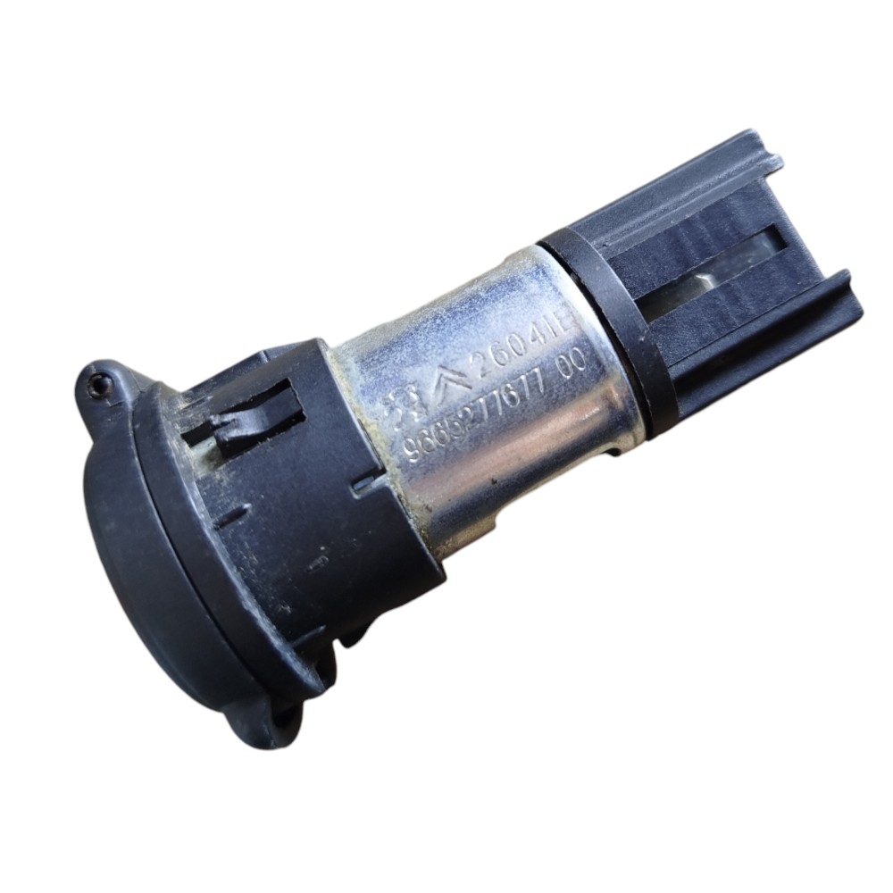 Tomada 12v Acendedor Peugeot 307 Citroen C4 2008 2010 2015 Preto