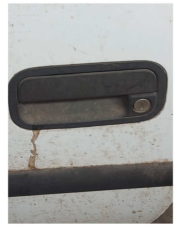 Porta Dianteira Esquerda Motorista Pick Up Corsa 1997 2000 4