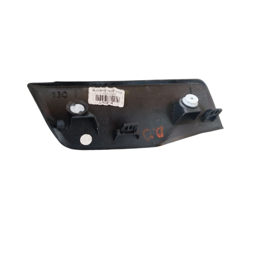 Acabamento Retrovisor Direito Peugeot 208 2008 2014 2019 5
