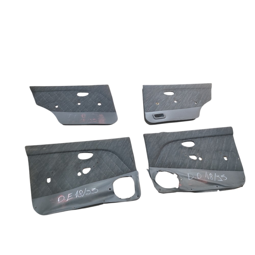 Jogo Forro Porta Fiat Palio 1999 2000 2001 2002 2005 Detalhe