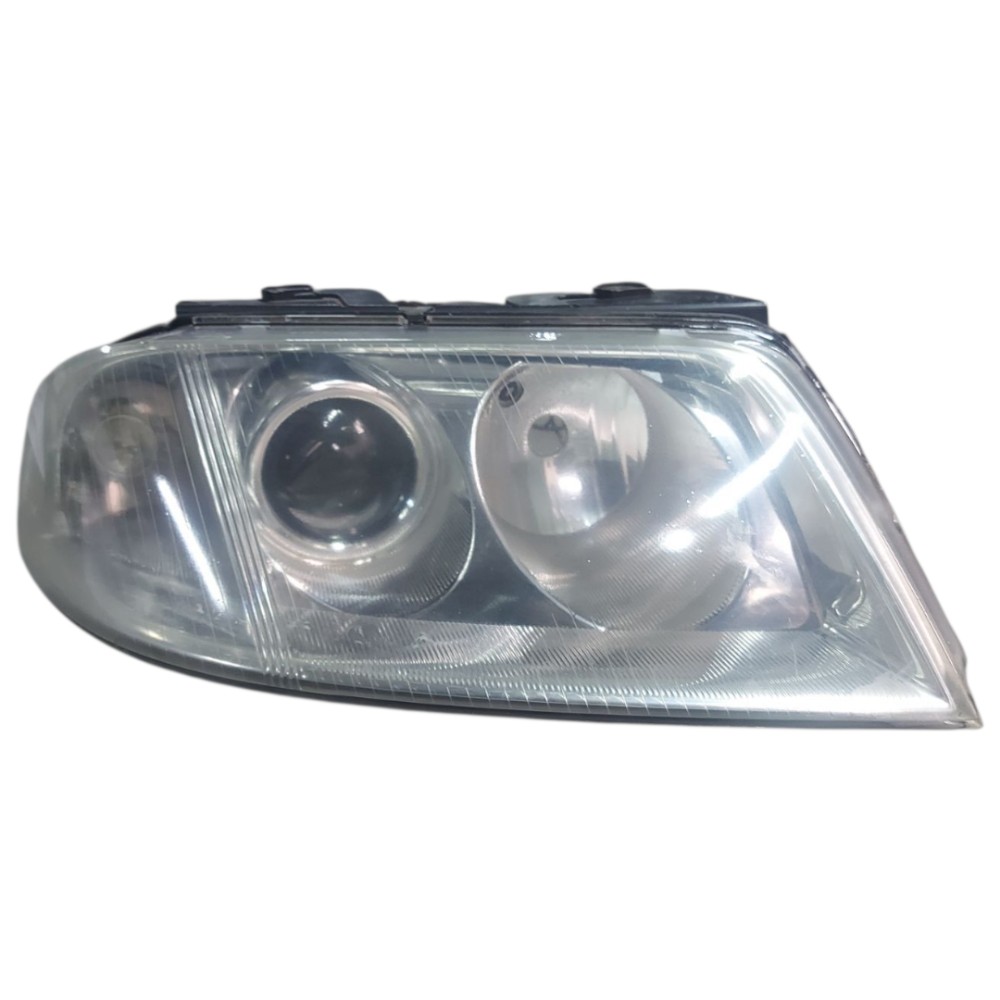 Farol Esquerdo Passat Alemão 1998 1999 2000 2005 Original Esquerdo/motorista