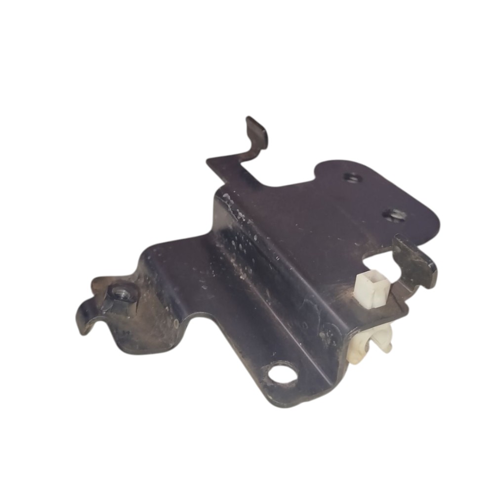 Suporte Linha Freio Nissan March 2011 2015 2020  Preto 6