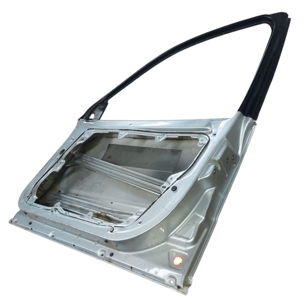 Porta Dianteira Direita Vw Passat Alemão 1998 1999 2000 2005 Dianteira Direito Prata 13