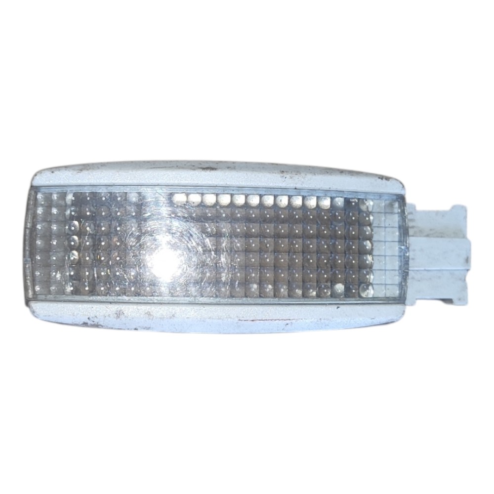 Luz Lanterna Teto Cortesia Gol Polo Fox Crossfox Up 03/13