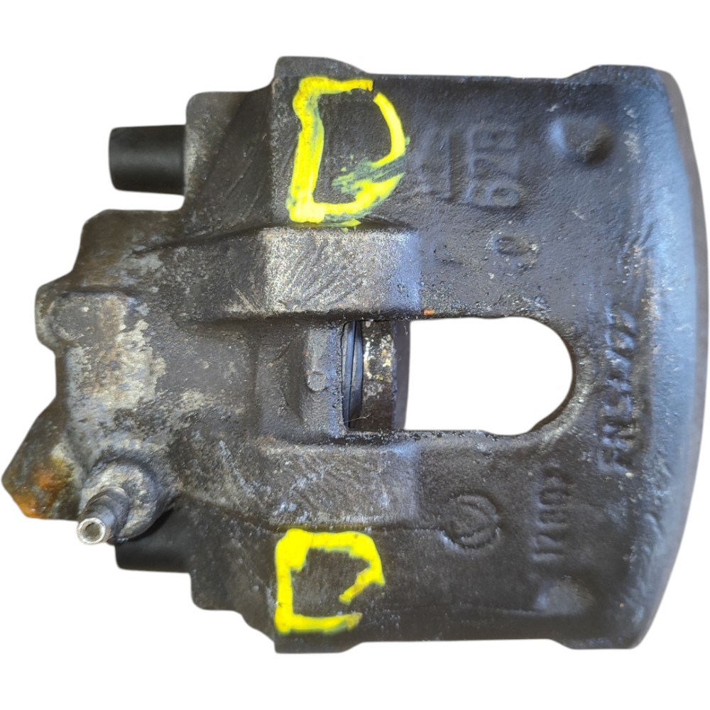 Pinça De Freio Dianteira Direita Fiat Idea 2006 2010 2014