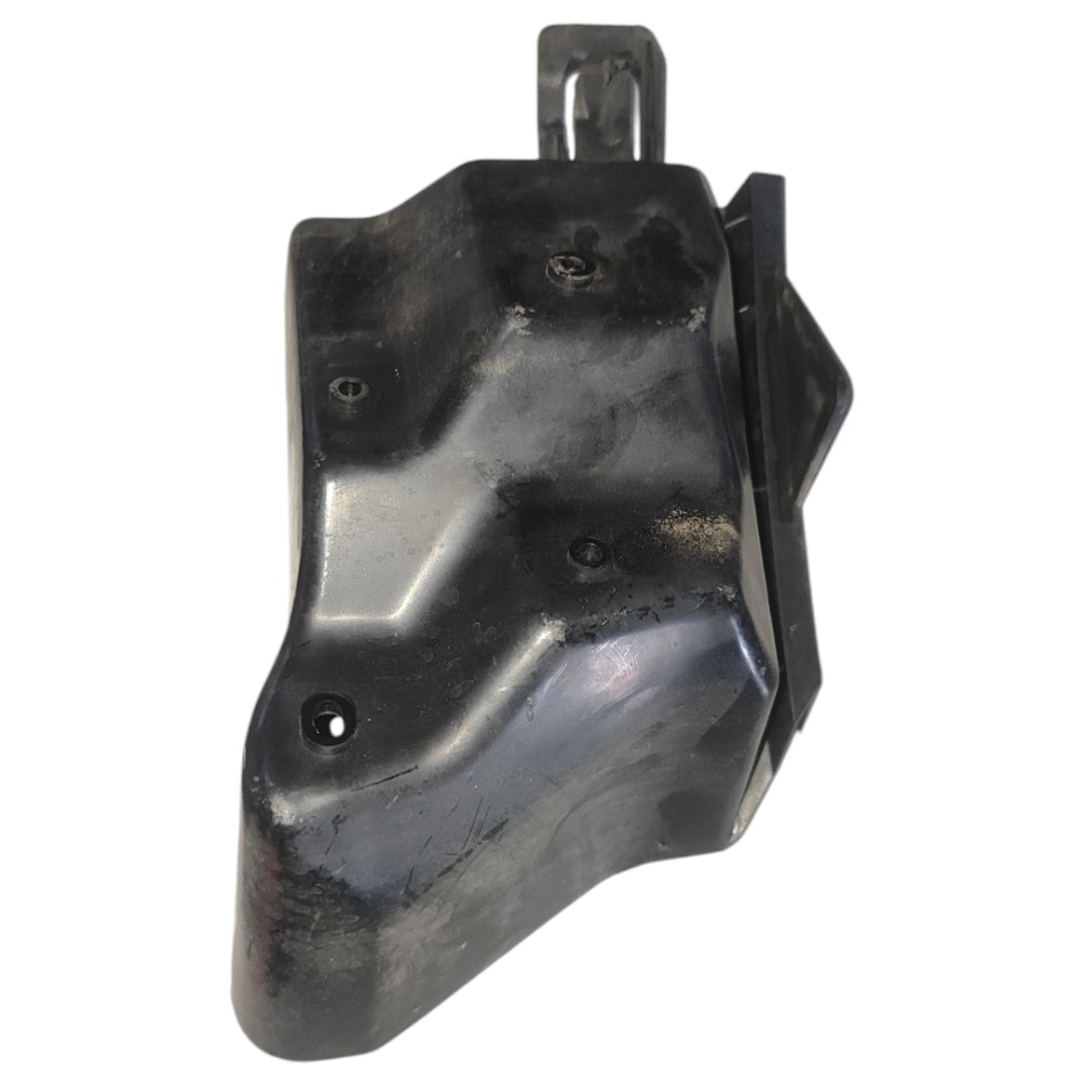 Guia Parachoque Traseiro Direito Ford Focus 2014 2015 2019 4