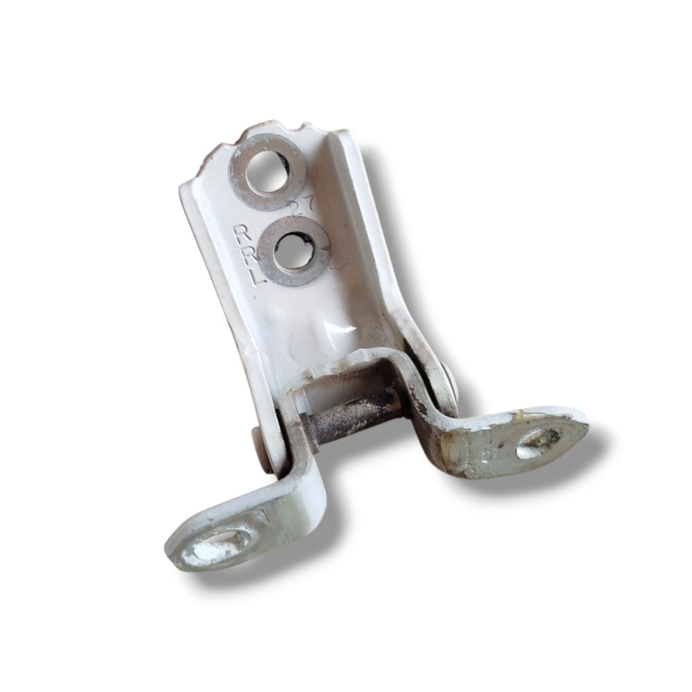 Dobradiça Inferior Traseira Direita Nissan Sentra 2008 2012