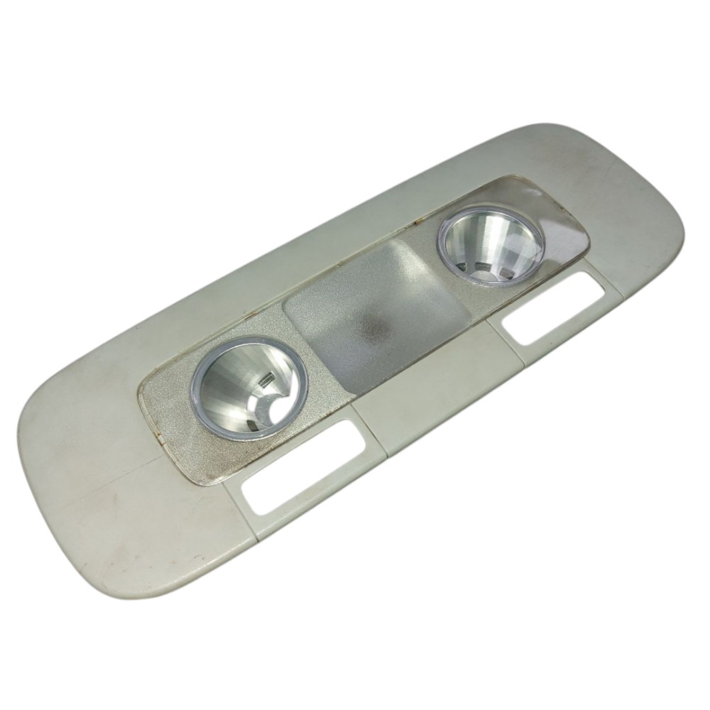 Luz Teto Cortesia Vw Jetta Mk5 Passat B6 2005 2006 2007 2010 4