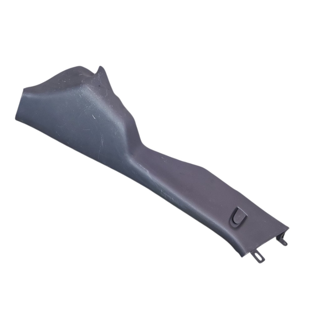 Moldura Coluna Traseira Esquerda Polo 2003 2009 2012