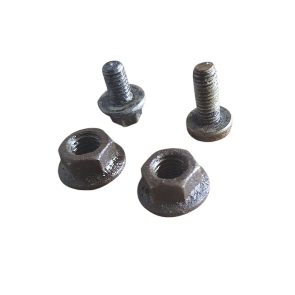Parafusos Fixação Com Porcas Motor Corsa Celta 1.0 2007 2014