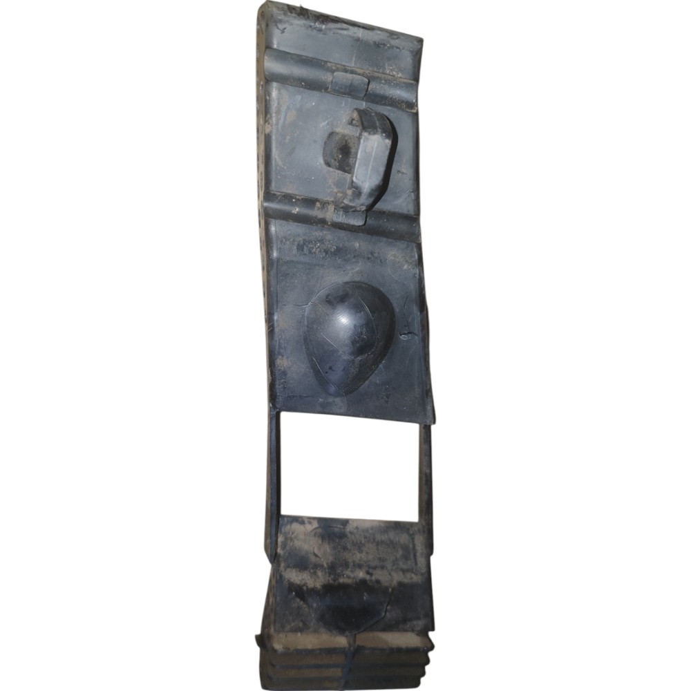 Protetor Tanque De Combustível Vw Audi A3 Jetta 2007 2011 Preto